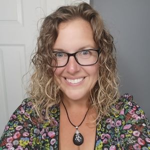 Meet your Posher, Monique